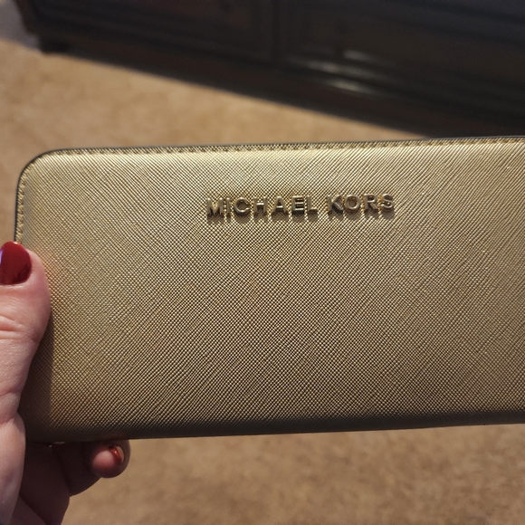 Wallets - Picture 1 of 3